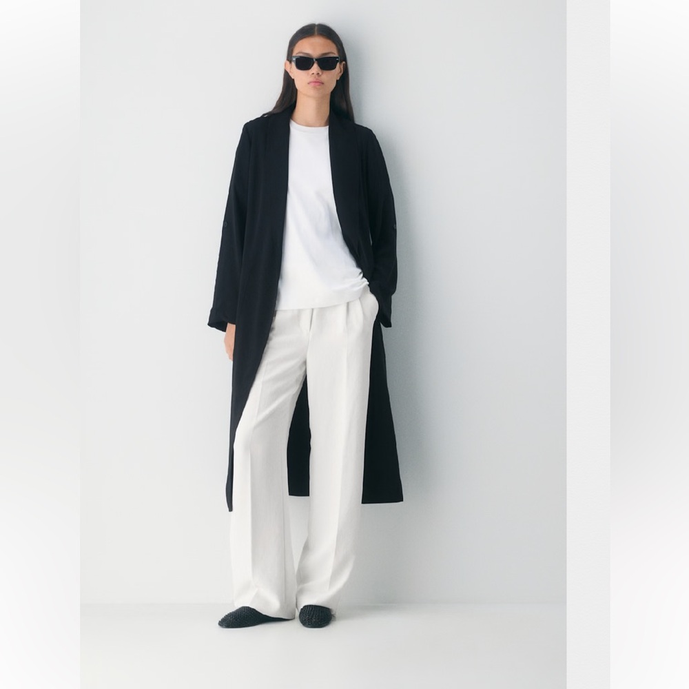 Babaton (Aritzia) Black Open Front Cardigan XS